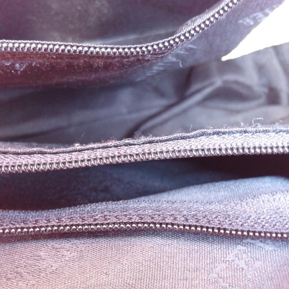 Handbag - Picture 6 of 7